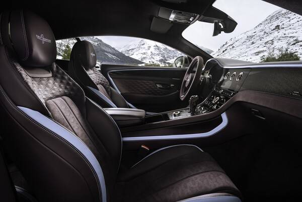 벤틀리 컨티넨탈 GT 스피드 사진 벤틀리