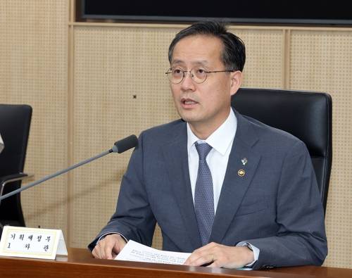 이형일 기획재정부 1차관(장관 직무대행) [연합뉴스 자료사진]