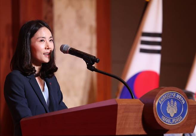 김진아 외교부 2차관이 16일 서울 중구 롯데호텔에서 열린 한일 국교정상화 60주년 기념행사에서 축사하고 있다. 연합뉴스