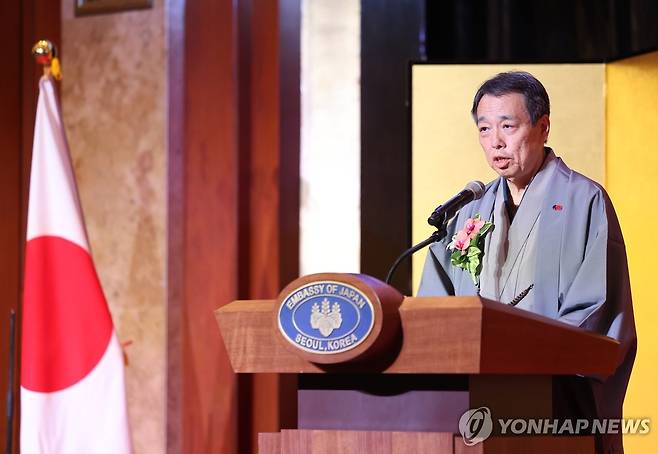 축사하는 미즈시마 고이치 주한일본대사 (서울=연합뉴스) 김성민 기자 = 미즈시마 고이치 주한일본대사가 16일 서울 중구 롯데호텔에서 열린 한일 국교정상화 60주년 기념행사에서 축사하고 있다. 2025.6.16 ksm7976@yna.co.kr