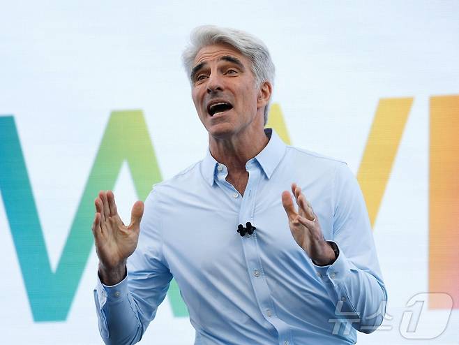 크레이그 페더리기 애플 SW 엔지니어링 담당 수석 부사장  ⓒ AFP=뉴스1