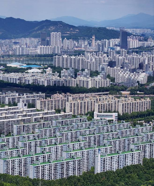 지난 14일 상공에서 바라본 서울 시내의 아파트 모습. /오종찬 기자