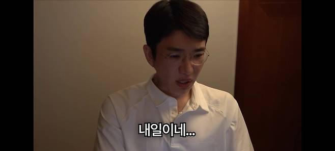 Screenshot_20250617-053148_YouTube.jpg 항암치료 받는다는 이메일을 받은 보겸