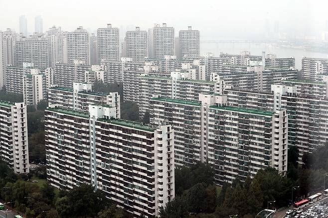 송파구 국민 평형 아파트 중 처음 40억원대에 거래된 ‘잠실주공5단지’ 전경. [매경DB]