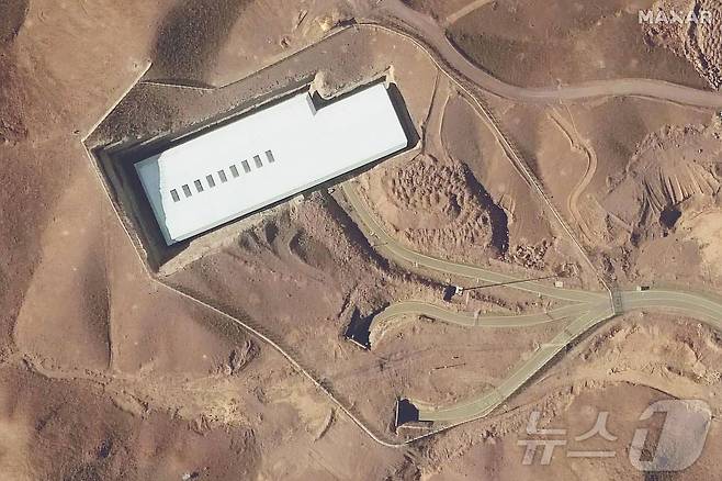 이란 핵시설 포르도 위성 사진. 지하 시설로 들어가는 여러 개의 터널 입구가 보인다. 2025. 06. 18 ⓒ AFP=뉴스1 ⓒ News1 박우영 기자