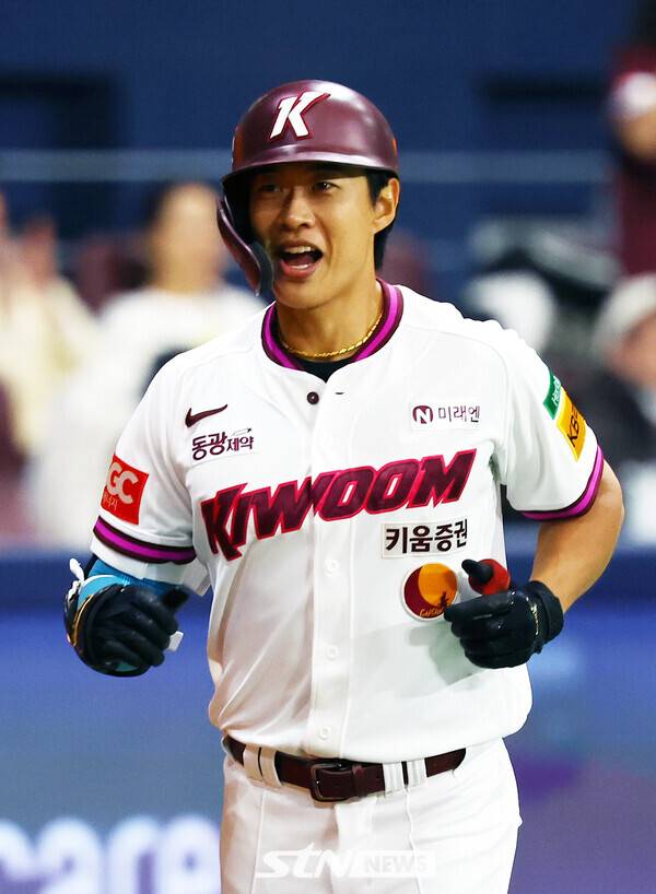 키움 히어로즈 주장 송성문. 사진┃뉴시스