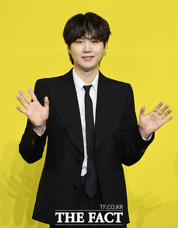 그룹 방탄소년단 멤버 슈가가 오는 21일 소집해제 된다. /이새롬 기자