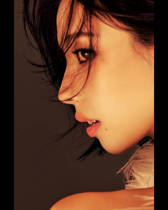 373406313.jpg 카리나 이번앨범 컨셉사진