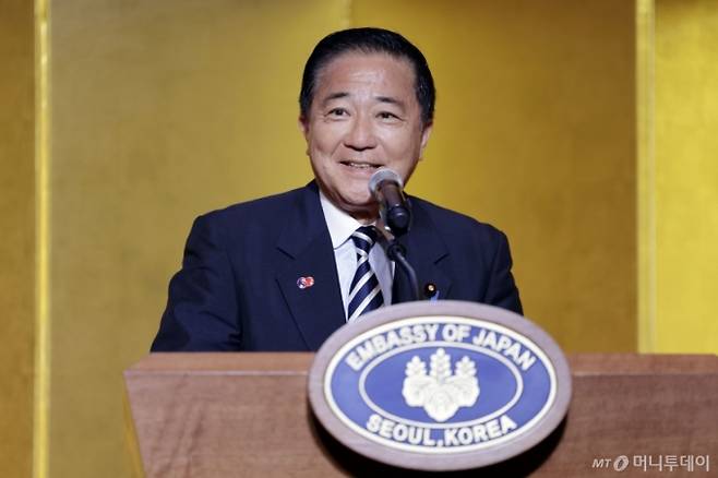 나가시마 아키히사 일본 총리 보좌관이 16일 서울 중구 롯데호텔에서 열린 주한일본대사관 주최 한일국교정상화 60주년 행사에서 인사말을 하고 있다. / 사진=뉴시스