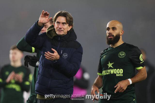 프랭크 감독과 음뵈모/게티이미지코리아