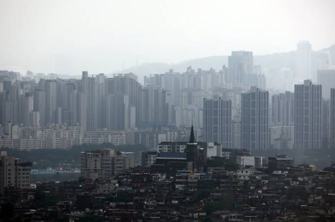 남산에서 본 서울 시내 모습. 연합뉴스