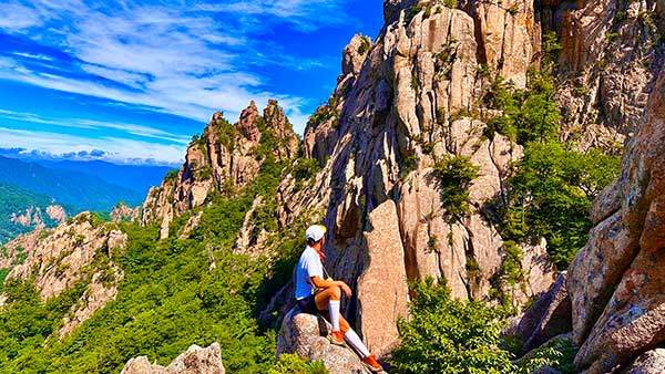 설악산 봉정암 사리탑.