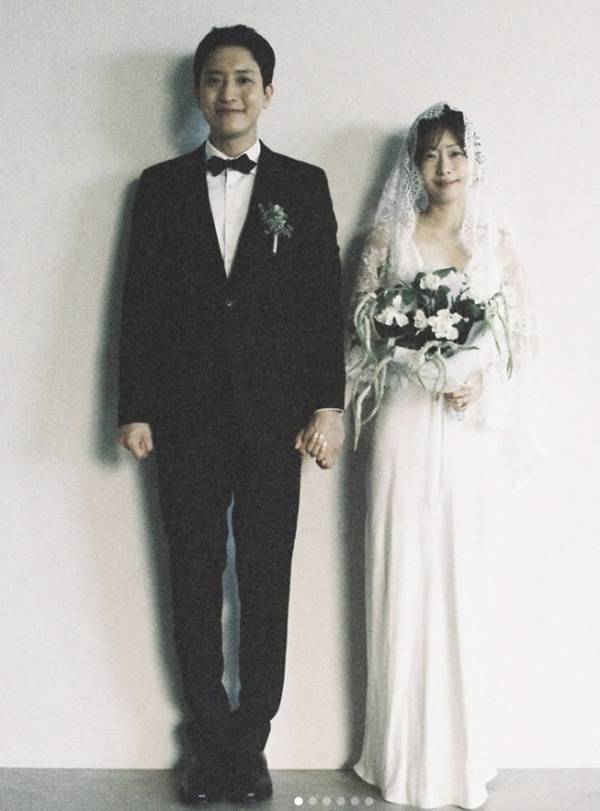 조형우 김윤의 / 사진=SNS 캡처