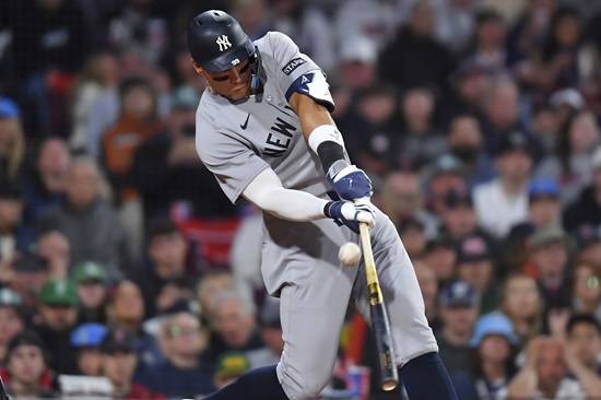 5월 중순까지 4할이 넘는 시즌 타율을 유지하며 양키스 타선을 이끌었던 애런 저지는 최근 7경기 타율 0.125 2홈런 OPS 0.597로 고전하고 있다. 연합뉴스