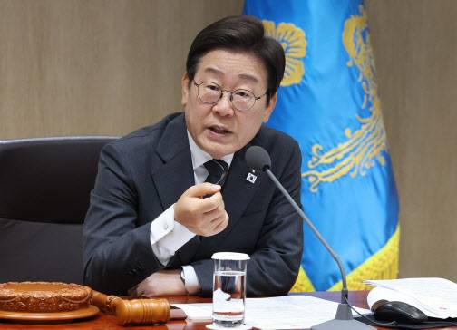 이재명 대통령이 19일 용산 대통령실에서 열린 국무회의에서 발언하고 있다.(사진=연합뉴스)
