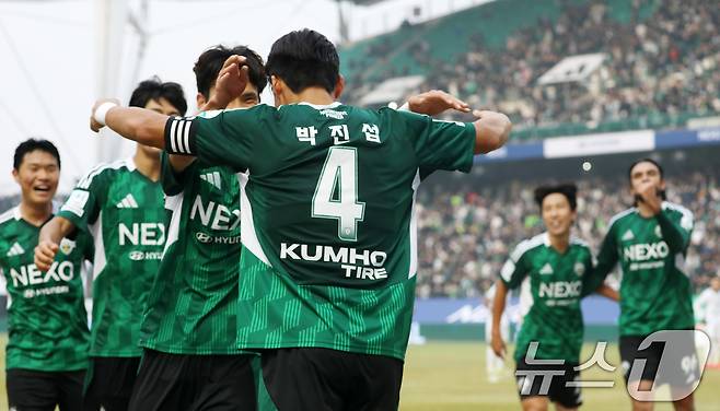 완벽한 공수 밸런스로 K리그1 선두를 질주하고 있는 전북현대 ⓒ News1 유경석 기자