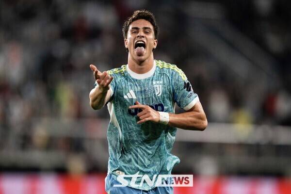 득점을 터트린 후 환호하는 유벤투스 케난 일디즈. 사진┃뉴시스/AP