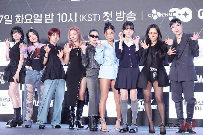 Mnet '월드 오브 스트릿 우먼 파이터' 제작발표회에 참석한 팀 코리아 '범접'(가비, 노제, 리정, 리헤이, 립제이, 모니카, 아이키, 허니제이, 효진초이)25.5.27 ⓒ이혜영 기자 lhy@hankooki.com