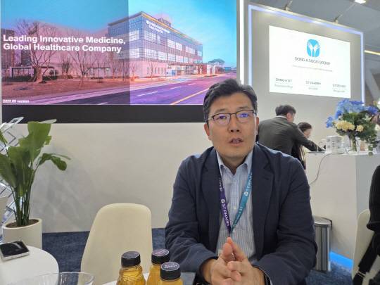박재홍 동아에스티 R&D 총괄사장이 18일(현지시간) 미국 보스턴 바이오 USA 동아쏘시오그룹 부스에서 인터뷰하고 있다. 보스턴(미국)=강민성기자 kms@dt.co.kr