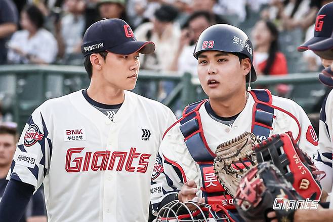 18일 한화전 승리를 이끈 홍민기(왼쪽)과 박재엽. 사진=롯데 자이언츠