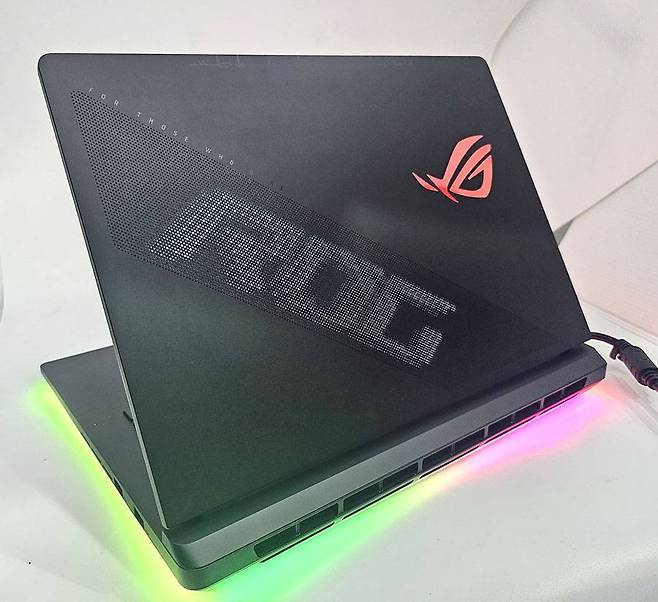 에이수스 ROG 스트릭스 스카 16 / 출처=IT동아