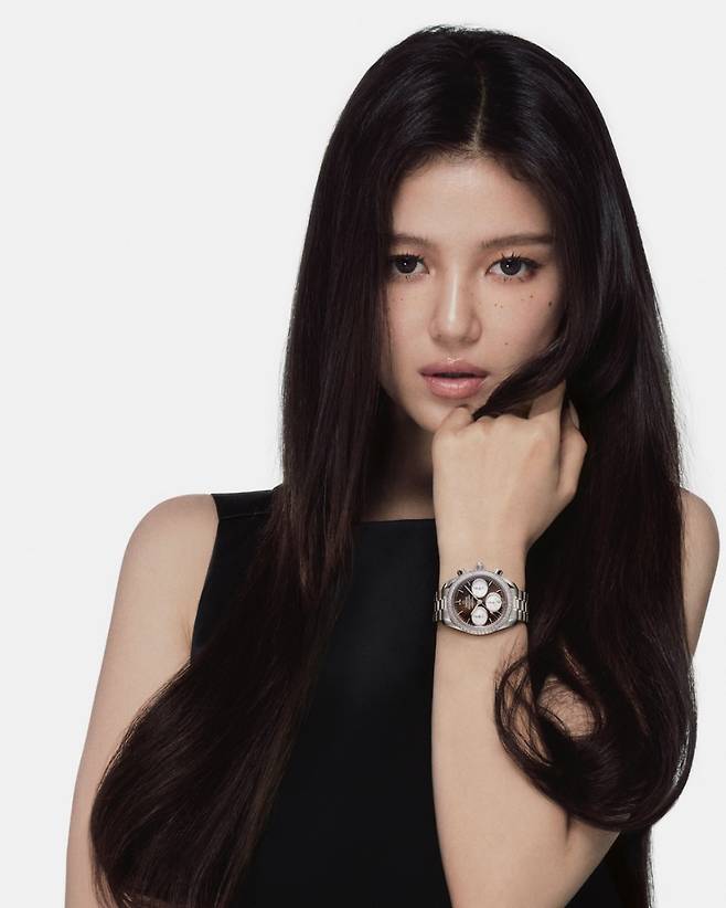 어도어와 분쟁 중인 뉴진스 다니엘이 일본 행사에 어도어 스태프와 참석해 이목이 쏠렸다. /사진=인스타그램 갈무리