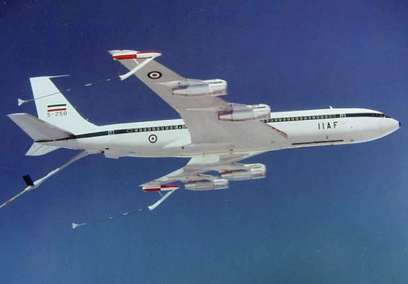 이란이 운용 하던 공중급유기 KC-707 자료사진. 위키피디아 제공