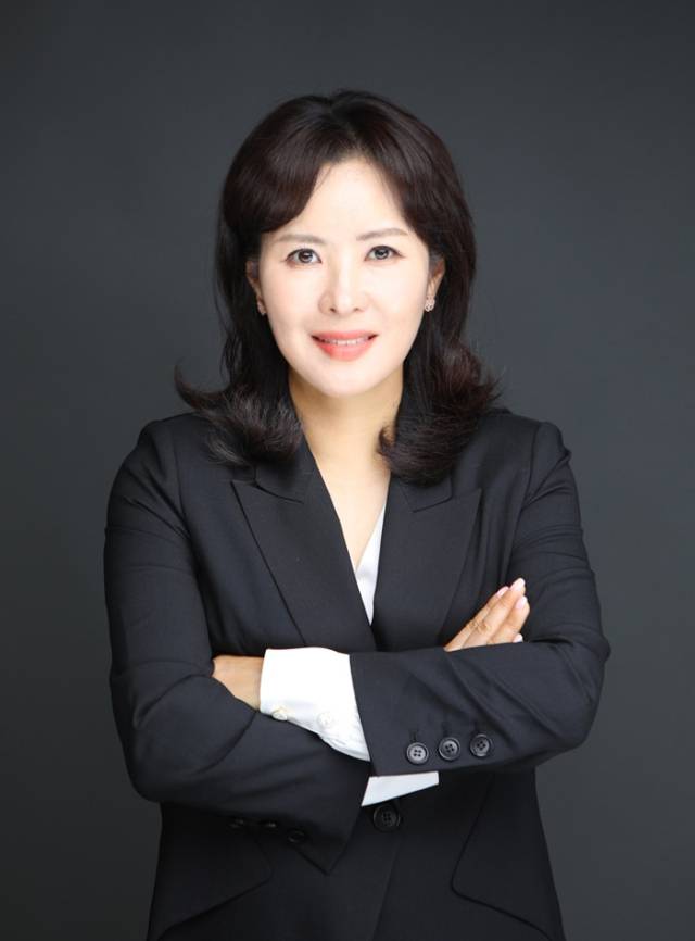 윤여원 콜마비앤에이치 대표