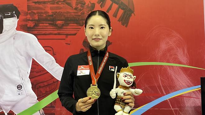 아시아선수권대회 여자 에페 개인전 우승 차지한 송세라 [대한펜싱협회 제공. 재판매 및 DB 금지]