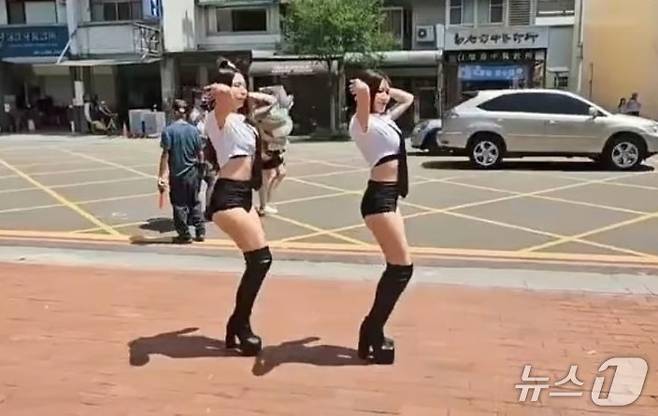 관련 시각물 - SCMP 갈무리