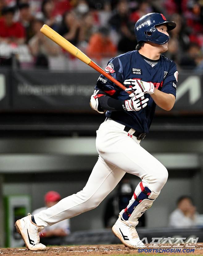 15일 광주KIA챔피언스필드에서 열린 롯데와 KIA의 경기, 7회초 롯데 나승엽이 안타를 치고 있다. 광주=허상욱 기자wook@sportschosun.com/2025.05.15/