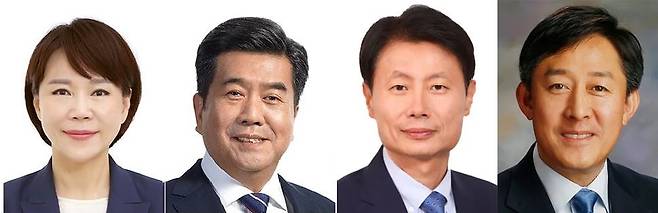 (왼쪽부터) 전현희 더불어민주당 최고위원, 강청희 더불어민주당 보건의료특별위원장, 김강립 전 식품의약품안전처장·보건복지부 차관, 양성일 전 보건복지부 차관./조선일보DB