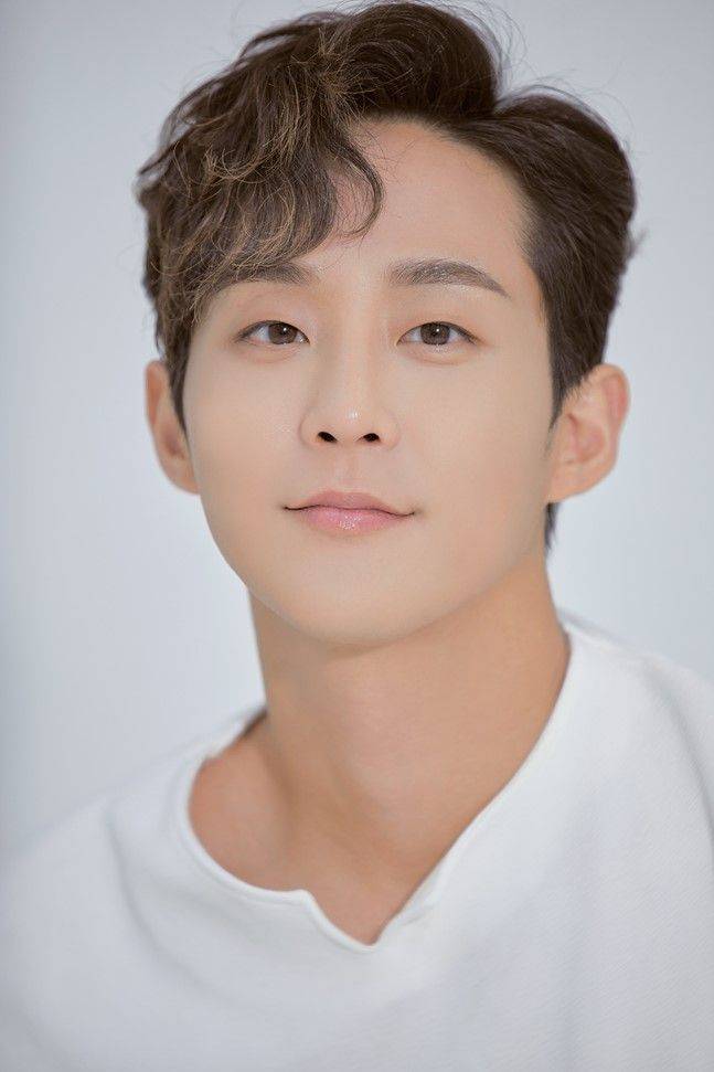 ⓒ웰스엔터테인먼트