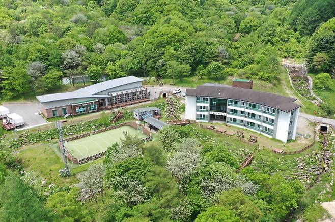 평창군 봉평면 해발 700m에 자리 잡은 평창자연휴양림.