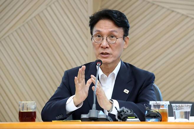 김민석 국무총리 후보가 20일 대구 수성구 대구디지털혁신진흥원에서 열린 AX 연구거점 조성을 위한 경청 간담회에서 인사말을 하고 있다. 2025.06.20. 뉴시스