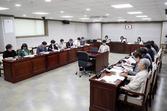 수원특례시의회가 20일 제393회 제1차 정례회 기간 중 예산결산특별위원회를 열고 있다. /사진제공=수원특례시의회
