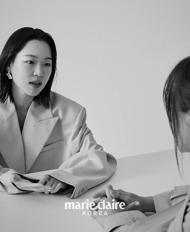 ▲ 한예리, 이소영 대표. 제공ㅣ마리끌레르