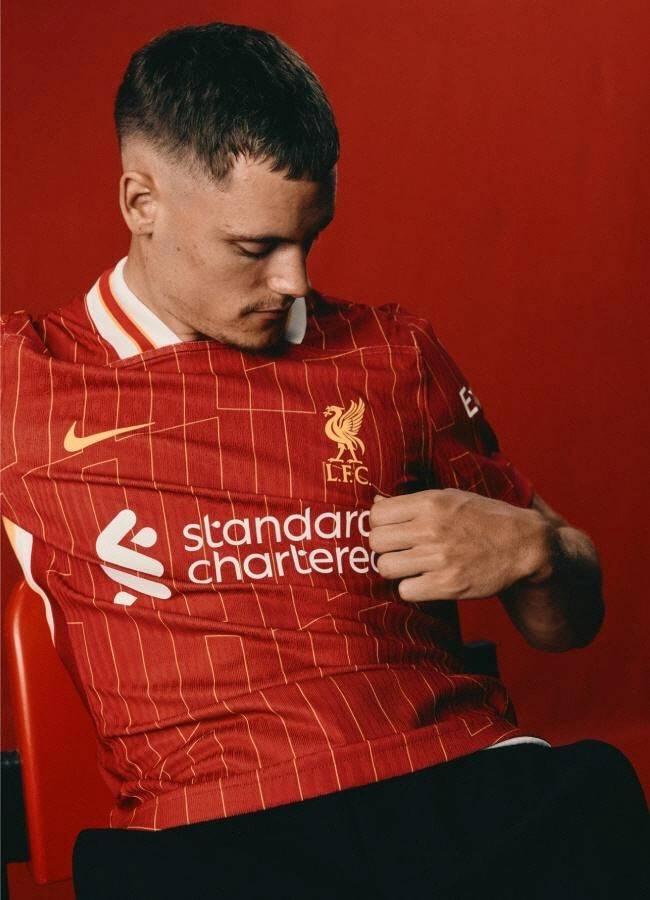 리버풀 유니폼을 입은 플로리안 비르츠. 사진=리버풀 구단 홈페이지