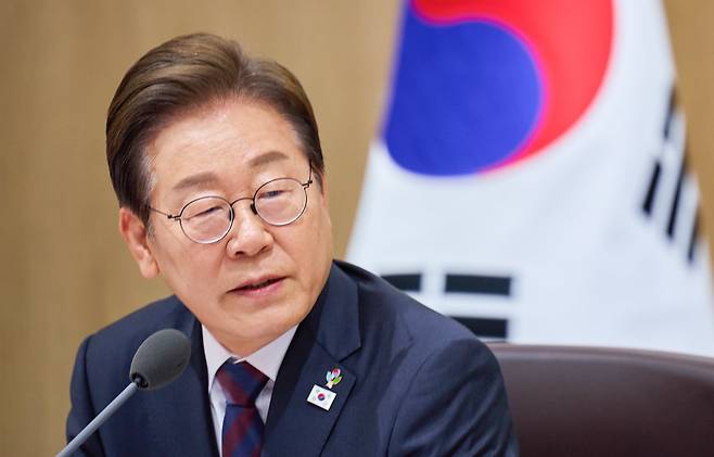 이재명 대통령이 10일 서울 용산구 대통령실 청사에서 열린 국무회의에서 모두발언을 하고 있다. /뉴스1