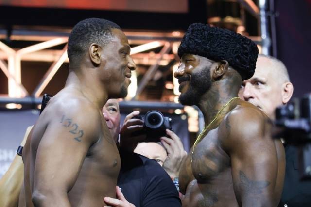 이날 메인 이벤트에 출전하는 전 UFC 라이트헤비급 챔피언 ‘스윗 드림스’ 자마할 힐과 랭킹 7위 ‘워 호스’ 칼릴 라운트리 주니어 또한 계체에 통과했다. 두 선수는 모두 93.4kg으로 라이트헤비급 일반 경기 허용 체중을 맞췄다. 사진=UFC 제공