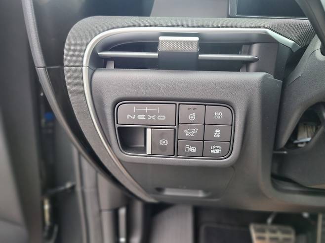 현대자동차 '디 올 뉴 넥쏘'. /인천=강주헌 기자