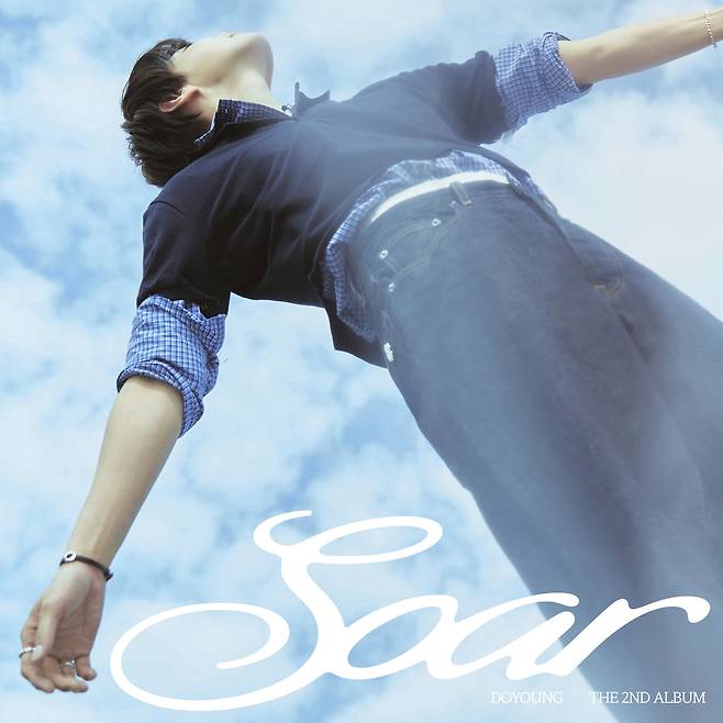 NCT 도영 솔로 앨범 'Soar'(소어). 에스엠엔터테인먼트
