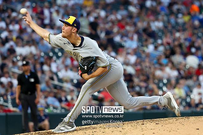▲ 미시오로스키는 메이저리그 역사상 가장 빠른 공을 던지는 선발 투수로 충격적인 스피드건의 숫자를 남겼다