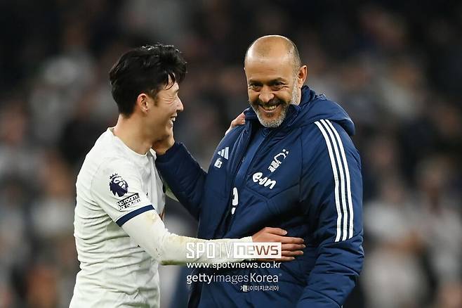 ▲ 포르투갈 출신 누누 산투 감독은 2017년 울버햄턴을 통해 프리미어리그와 인연을 맺었다. 울버햄턴은 포르투갈 출신 선수들을 중용해 괜찮은 경기력을 보여줬다. 강등 위기에 몰리는 등 여러 어려움이 있었고 결국 팀을 떠났다.