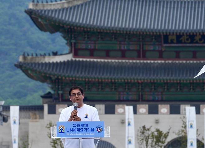 축사하는 아밋 쿠마르 주한 인도대사 [촬영 이동칠]
