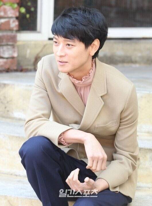 강동원도 소화하지 못하는 옷 강동원도 소화하지 못하는 옷