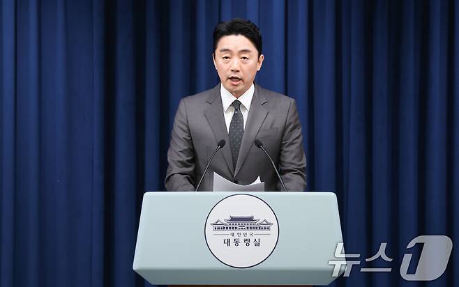 강훈식 대통령 비서실장이 23일 서울 용산구 대통령실 청사에서 장관 후보자 인선 발표을 하고 있다. 2025.6.23/뉴스1 ⓒ News1 허경 기자