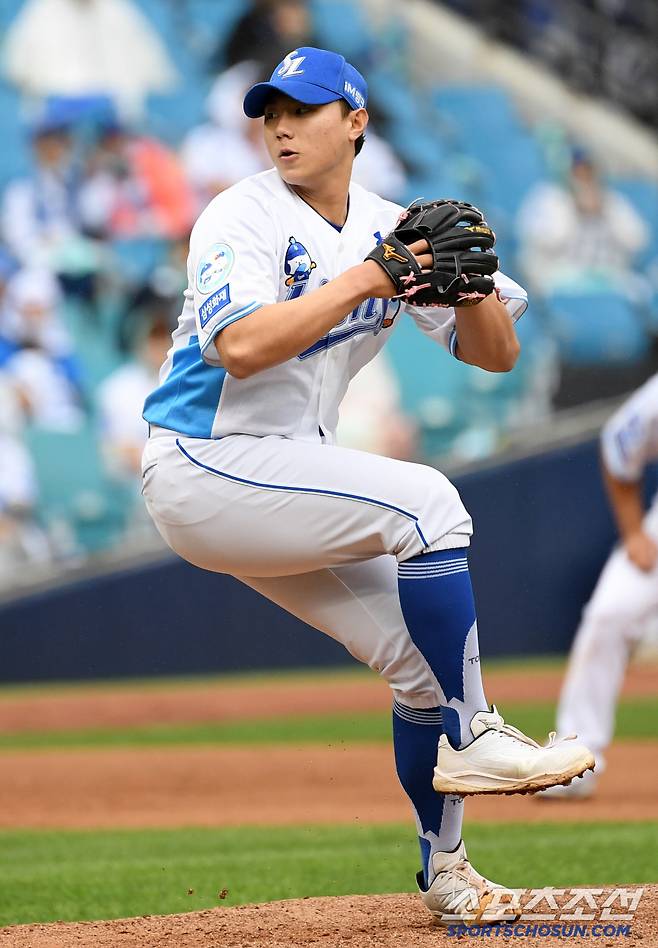 10일 대구 라이온즈파크에서 열린 삼성 라이온즈와 LG 트윈스의 경기. 삼성 배찬승이 역투하고 있다. 대구=박재만 기자 pjm@sportschosun.com/2025.05.10/