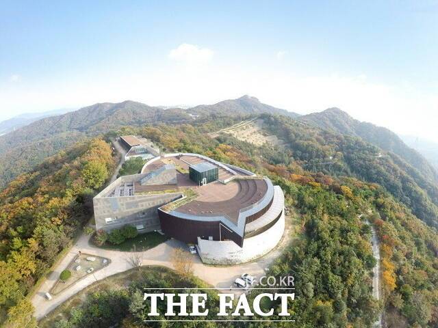 아산 영인산자연휴양림 전경./아산시