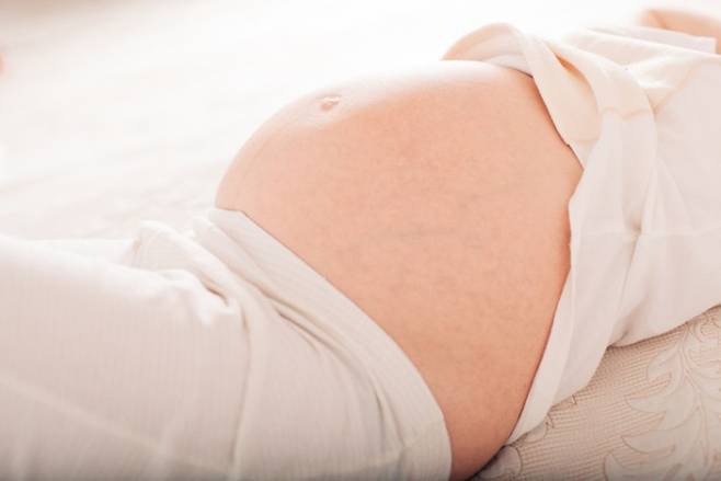 고령 임신 여성들의 연령을 세분화해 의학적 개입을 할 필요가 있는 것으로 나타났다. 게티이미지뱅크 제공.